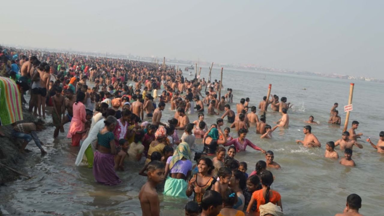 तिगरीधाम में कार्तिक पूर्णिमा का भव्य मेला, 30 लाख श्रद्धालुओं ने गंगा में डुबकी लगाई