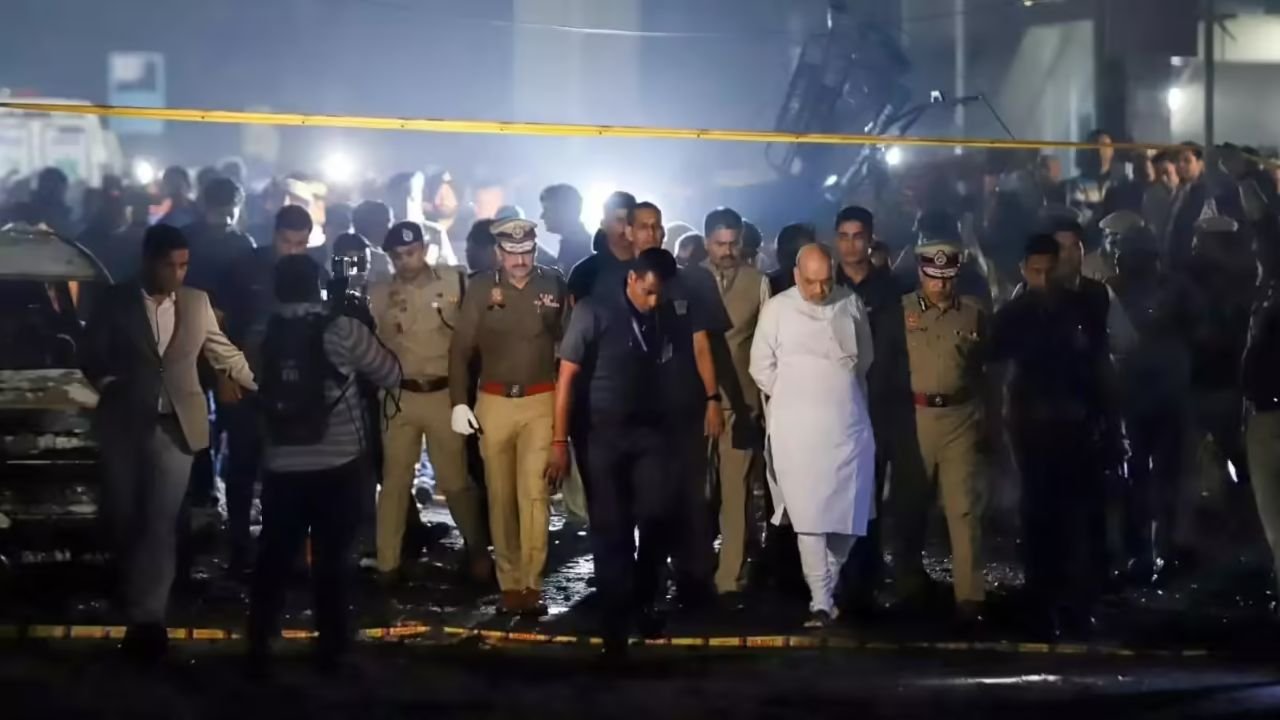 Delhi Blast: गृह मंत्रालय की सीक्रेट रिपोर्ट ने खोली दिल्ली ब्लास्ट की गुत्थी, संदिग्धों पर कड़ी कार्रवाई