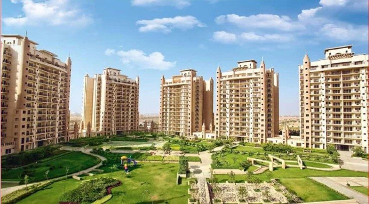 नोएडा स्पोर्ट्स सिटी पर लगी रोक हटी 35 हजार खरीदारों को बड़ी राहत