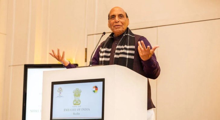 ऑपरेशन सिंदूर का जिक्र कर राजनाथ सिंह ने बढ़ाया सस्पेंस पाकिस्तान को दी खुली चेतावनी