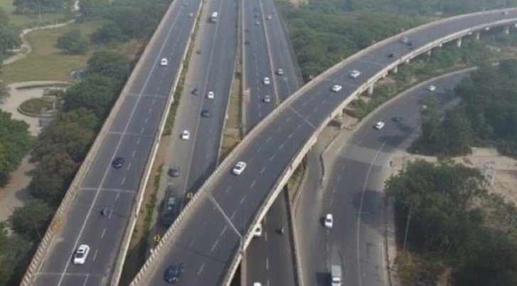 ग्रेटर नोएडा वेस्ट में ट्रैफिक राहत या बड़ा बदलाव एलिवेटेड रोड योजना तैयार