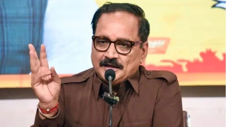 दिल्ली बीजेपी अध्यक्ष की रेस में बड़ा सस्पेंस सचदेवा या नया चेहरा कौन बनेगा