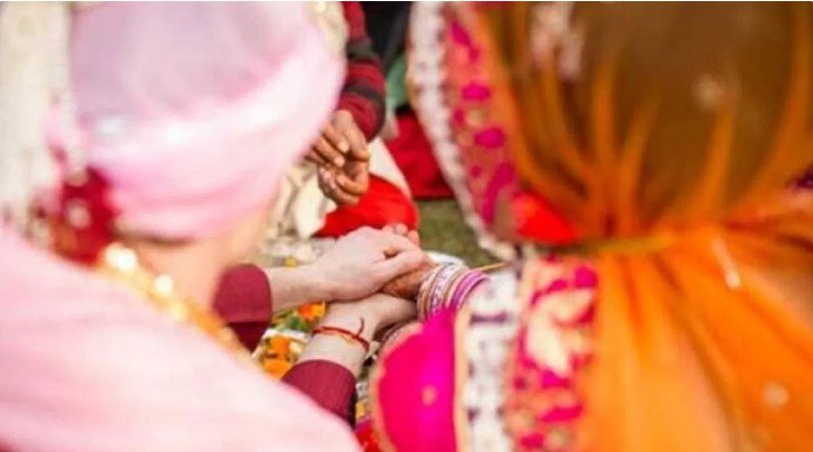 बिहार पुलिस जवान की लव स्टोरी ने मचाया हड़कंप दूसरी शादी का खुलासा